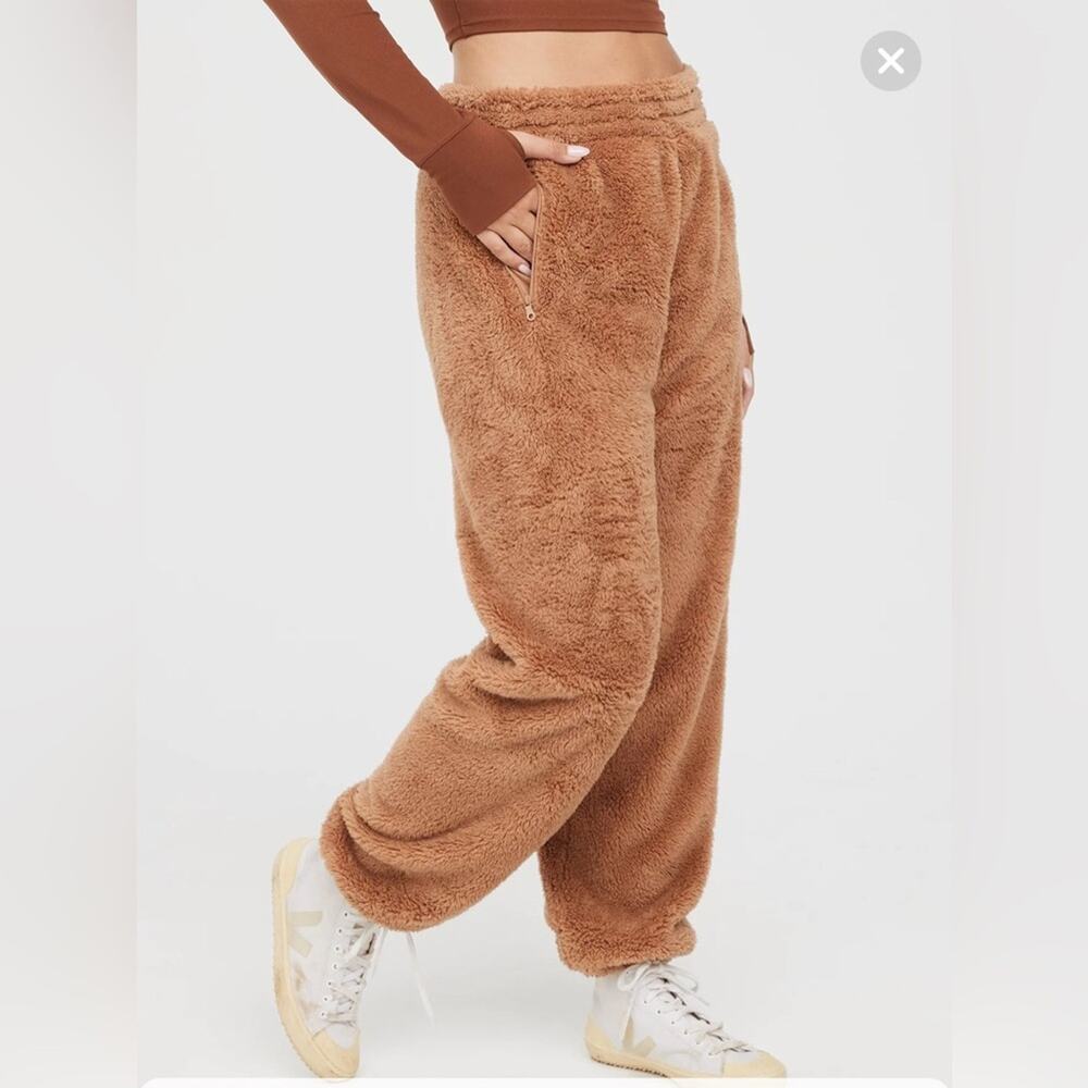 aerie Offline Sherpa Teddy Jogger Pants Soft Cozy Pockets Size XL - Picture 2 of 11